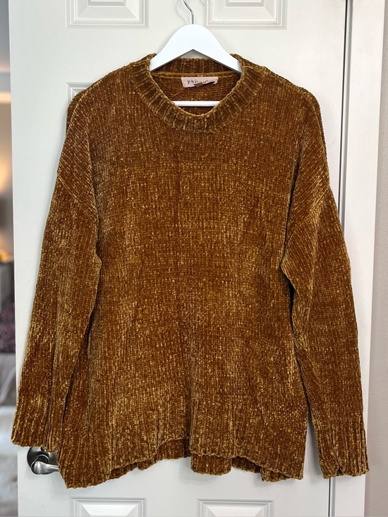 Philosophy Sweaters - Philosophy Plush Chenille Crewneck Sweater